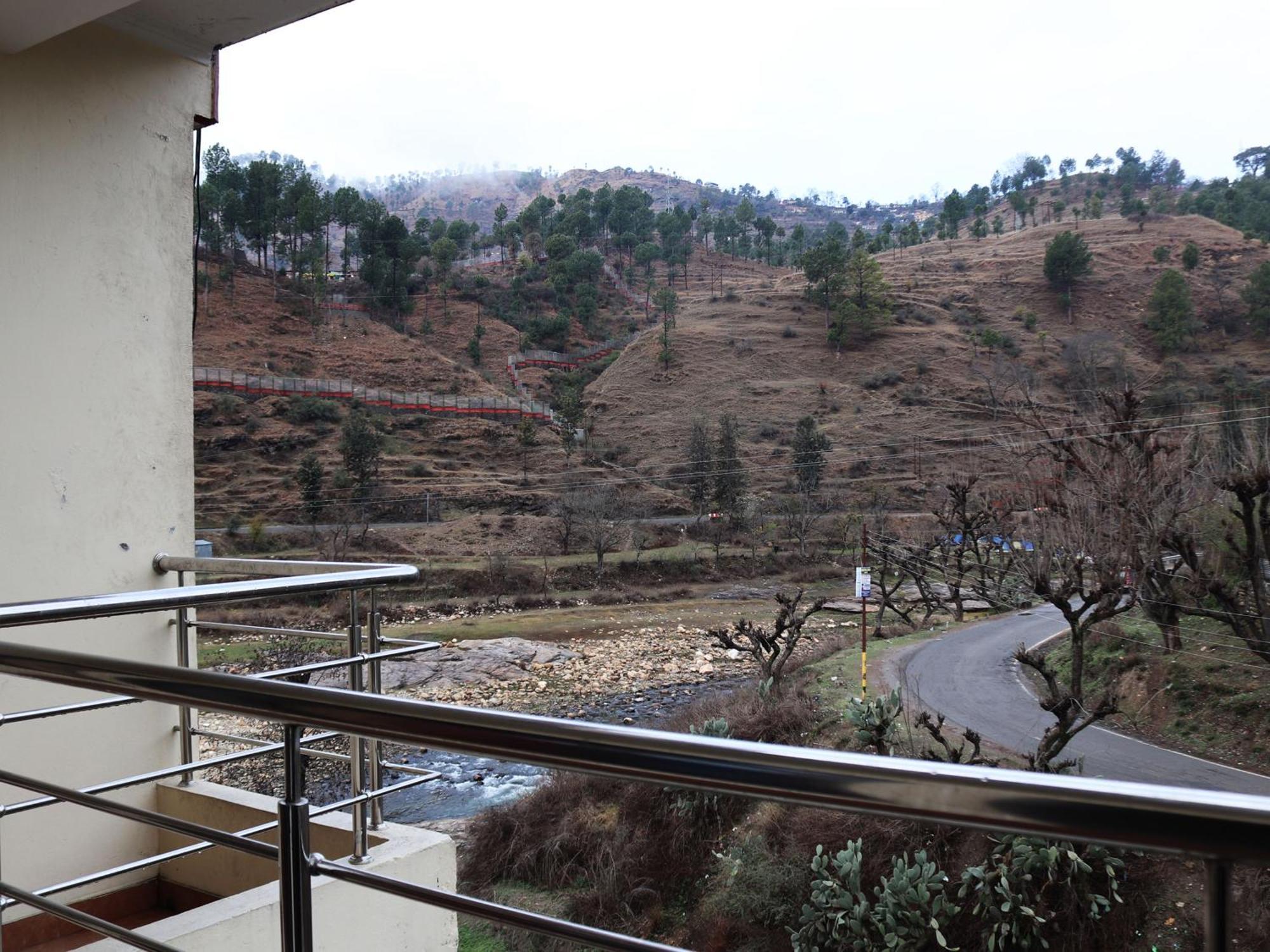Hotel Shivalik River Retreat Almora Eksteriør bilde